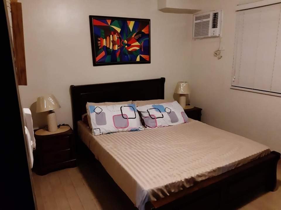 Manhattan Plaza Tower 1 Quezon City Zewnętrze zdjęcie